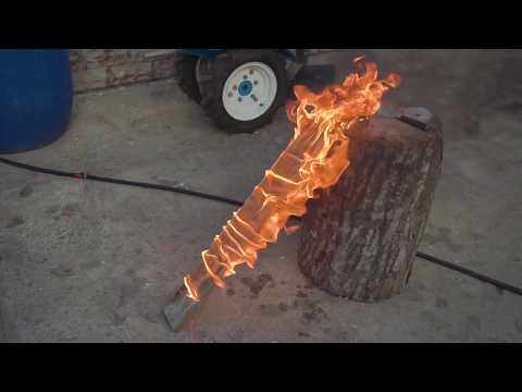 Видео: БЕНЗИН из ПЛАСТИКА. ENG SUB.