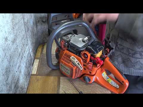 Видео: Бензопила Хускварна 440  / Збираю пилочку / частина №2