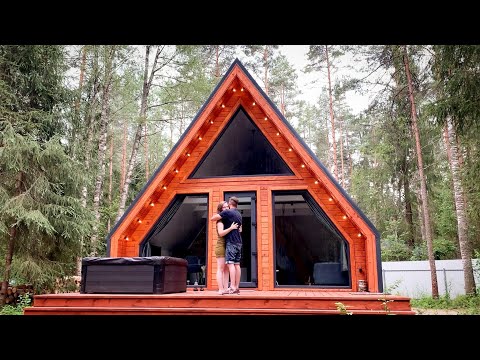 Видео: УЕХАЛИ С ЖЕНОЙ В ДОМ ШАЛАШ ! #домвлесу #афрейм #aframe #aframehouse