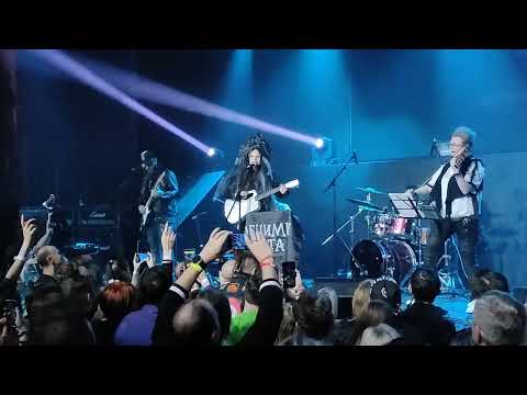 Видео: Акварели.  Евгения Рыбакова & Обними кита live