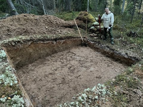 Видео: Строим землянку-избушку в глухой тайге. Живем в палатках, готовим у костра, добываем пропитание.