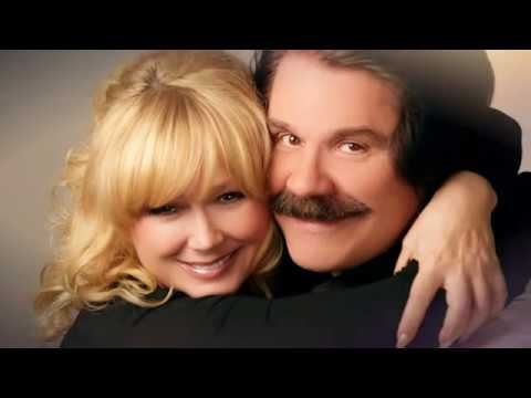 Видео: Сімейні зустрічі з Габріеллою Массангою. Програма з Павлом Зібровим