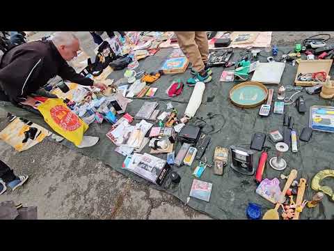 Видео: 🇧🇬 НА БИТАКА | СОФИЙСКИЯТ БИТАК ,какво се продава | Битаци и Пазари в България  . Bulgaria. 🇧🇬