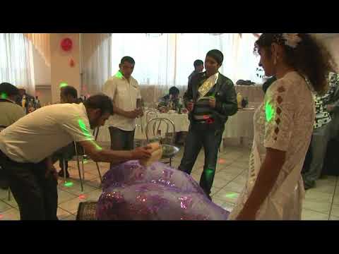 Видео: Цыгани в Сызрани,ГРУЗИНКА 11 сентября 2012 часть 2