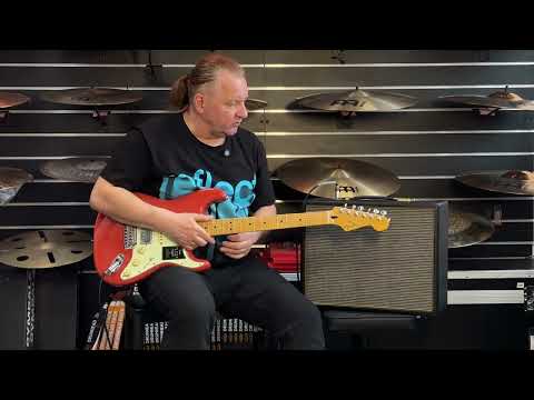 Видео: Обзор лампового комбоусилителя Marshall Origin 5 от Виктора Наумика #обзор #marshall