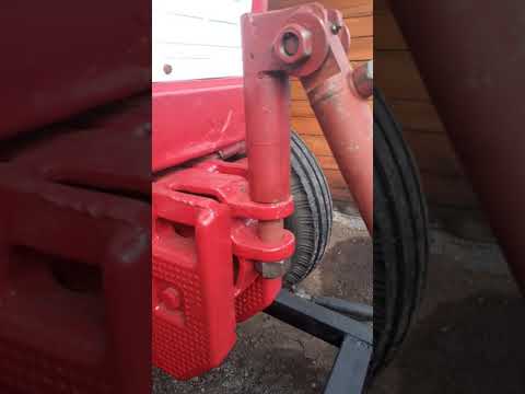 Видео: Отвал на Т 25.