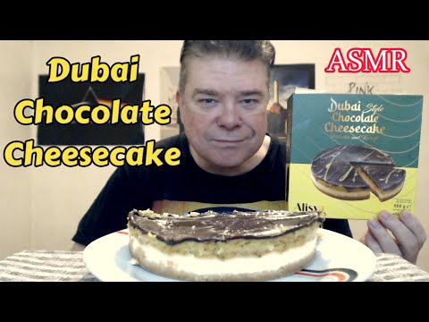 Видео: ASMR — Поедание дубайского шоколадного чизкейка