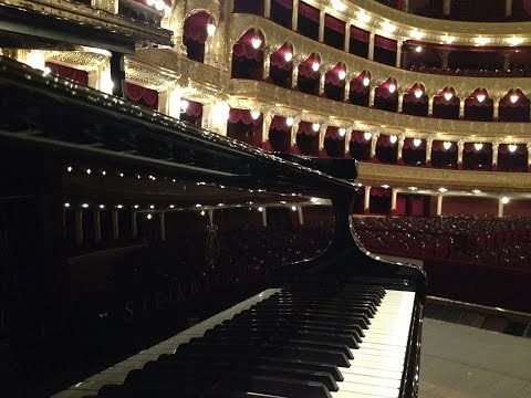 Видео: Евгений Хмара - Тот Самый Мюнхгаузен