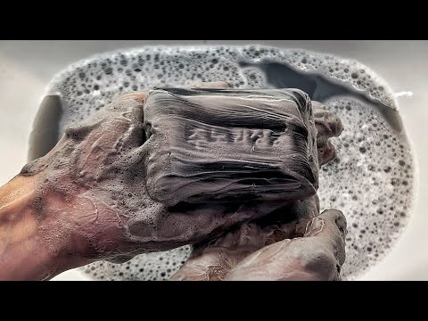 Видео: 🩶BLACK SOAP ASMR 🖤 Washing • Soaked • Squeezed • Mushy • АСМР МЫЛО