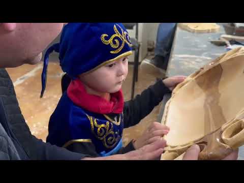 Видео: «Шебер әке, өнерлі ана, еңбекқор бала»