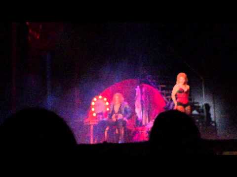 Видео: Мюзикл "Джекилл и Хайд" Опасная игра (Наталия Диевская, Иван Ожогин)