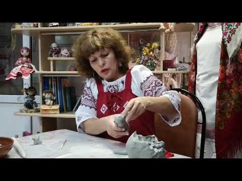 Видео: Мастер-класс "Лепка игрушки "Барыня"