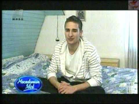Видео: Macedonian Idol - Гала I - Виктор Апостоловски - Боже чувај ја