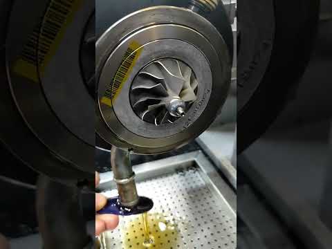 Видео: Диагностика турбины на течь масла. Ландровер