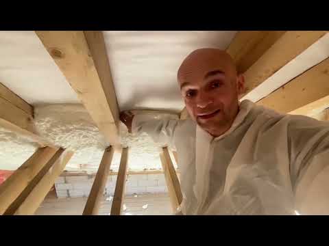 Видео: Утепление мансарды ППУ с открытой ячейкой. Как подготовить объект? Тонкости при напылении. Технопена