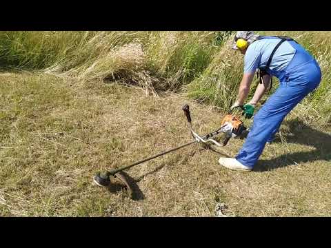 Видео: Коса STIHL 250 в работе.