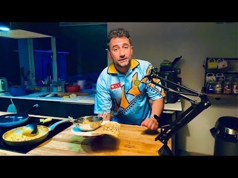 Видео: ASMR: Мой домашний рецепт лепешки наан с курицей, сыром и маслом