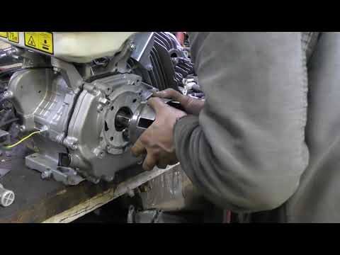 Видео: МОТОБЛОК в ремонте. Клин двигателя. Причина - завели без масла.