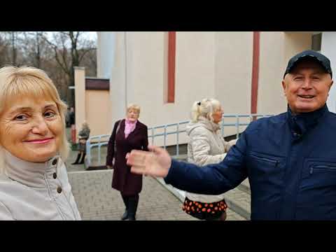 Видео: 8.11.25г... "ДУША Не СТАРЕЕТ"... 🥰... звучит на Танцполе в Гомельском парке... 