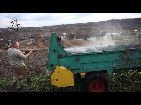 Видео: Мийка високого тиску. Мию гноєрозкидач. Бублик собака просто диво.