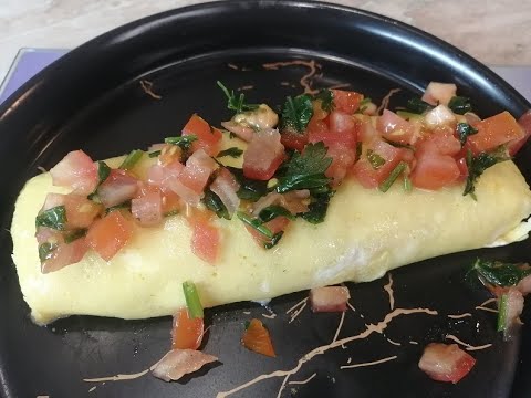 Видео: Готовим завтрак. Омлет по новому