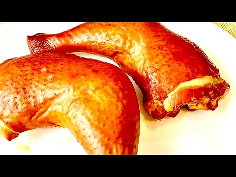 Видео: 🔥🍗Невероятно вкусная копченая курица в кастрюле на кухне