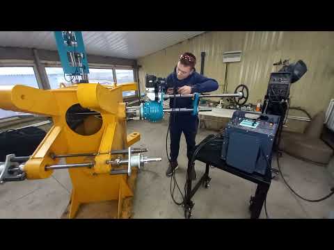 Видео: Работа на расточном станке СМР-400 Механик