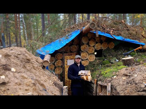 Видео: ЗЕМЛЯНКА ПОКРЫТАЯ МХОМ 🏡 УСТАНОВИЛ ОКНО 🪟 ЗАГОТОВИЛ ДРОВ НА ЗИМУ ❄️ 🪵