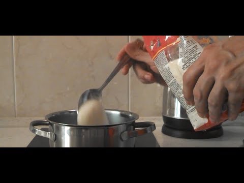 Видео: Аквариумный корм на основе манной крупы