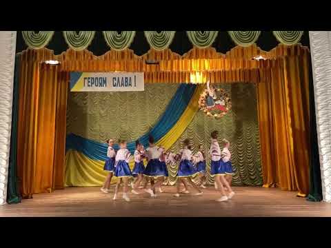 Видео: «Дівоча полька» - Зразковий аматорський колектив народного танцю «Подільський вітерець»