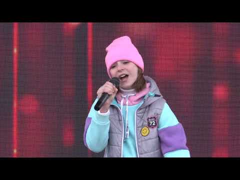 Видео: Алёна Скобова - "Пока на земле любовь" муз. А. Ольханский, сл. Н. Булдакова