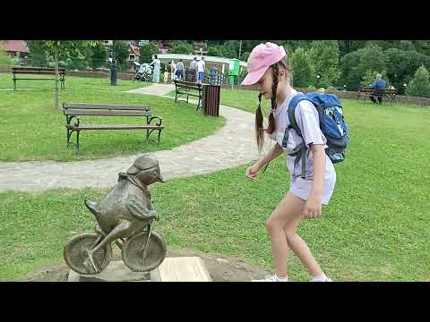 Видео: Мушина. Нижний парк, Сад Любви, зоопарк, пруд с золотыми рыбками, лебедями, верёвочный парк