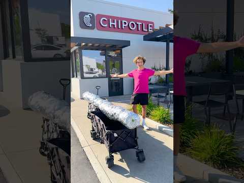 Видео: Я сделал самый большой буррито Chipotle в мире 😱