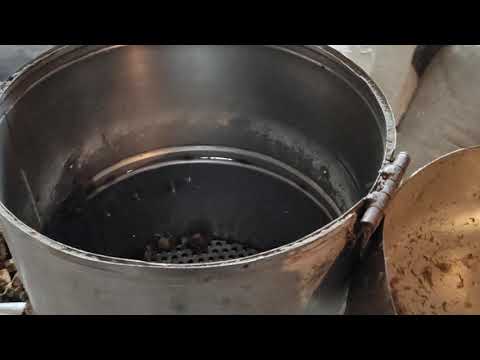 Видео: Машинка для подсолнечника и кукурузы