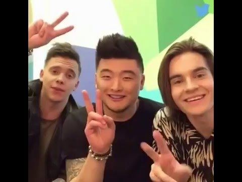 Видео: MBAND отвечают на вопросы в Твиттере  (25.04.2016)