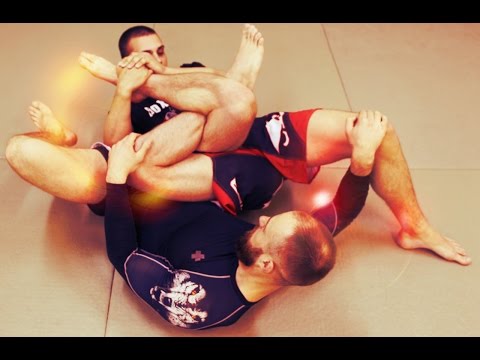 Видео: Урок   7  Рычаг колена, канарейка и контр канарецка  Kneebar