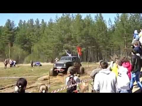 Видео: [Off-Road] Костромская область, г. Шарья триал и трофи-рейд 9 Мая 2015