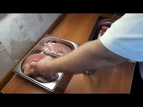 Видео: Копченый окорок. Засолка мяса для копчения