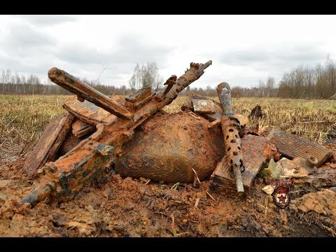 Видео: Запашка на поле боя (нашли немецкий пулемет МГ-13) / found a german machine gun MG-13