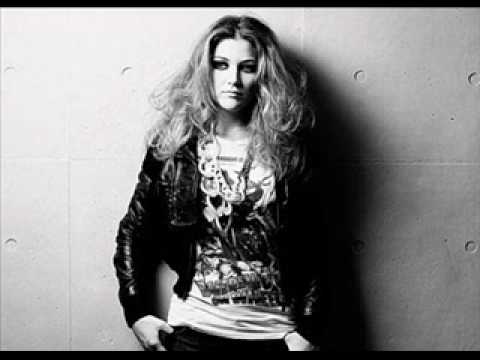 Видео: Татьяна Зыкина - Чук и Гек