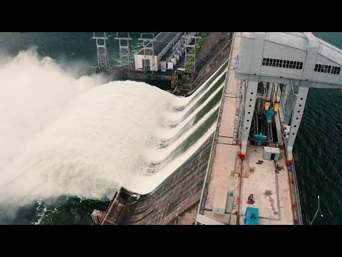Видео: «ПОКОРИСЬ, ЕНИСЕЙ!»: КАК СТРОИЛАСЬ КРАСНОЯРСКАЯ ГЭС