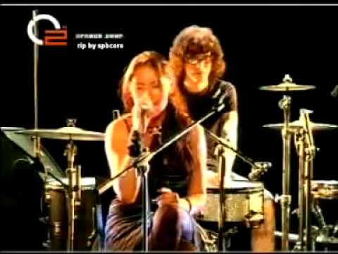 Видео: Tracktor Bowling – Устала (live 2007)