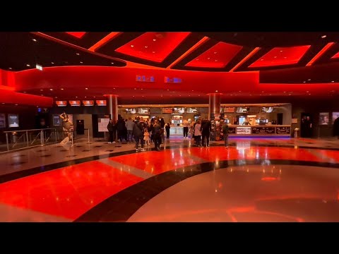 Видео: Беженец🇧🇬Несебр. БОЛГАРСКИЙ КИНОТЕАТР. СМОТРЮ «ТРОН». ИЩУ СТЕКЛЯННУЮ ЕМКОСТЬ ДЛЯ ГОТОВКИ В ИКЕА. 