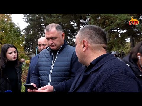 Видео: Президент Алан Гаглоев проинспектировал работы по реставрации памятников ВОВ в Знаурском районе.