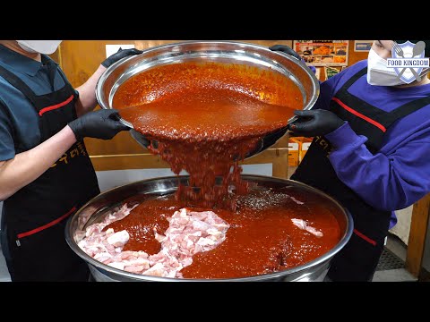 Видео: Дак-галби с корейским сыром (острая жареная курица)