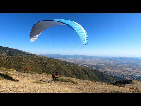 Видео: ден от курса по парапланеризъм - спирали