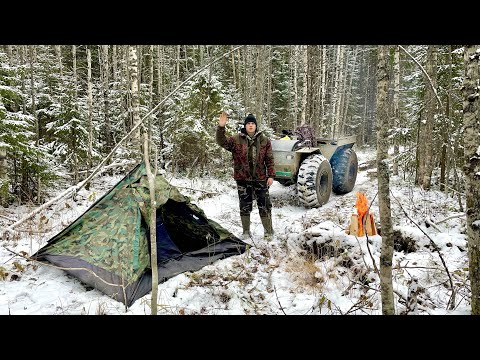 Видео: ПО ПЕРВОМУ СНЕГУ НА КАРАКАТЕ! Разбил Лагерь. ГОТОВИМ НА КОСТРЕ! КЕМПИНГ с Палаткой в ТАЙГЕ
