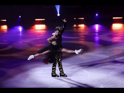 Видео: Алина Загитова. Одиллия - Чёрный Лебедь. Ледовое шоу "Лебединое озеро" Санкт-Петербург, 29.12.2024г.