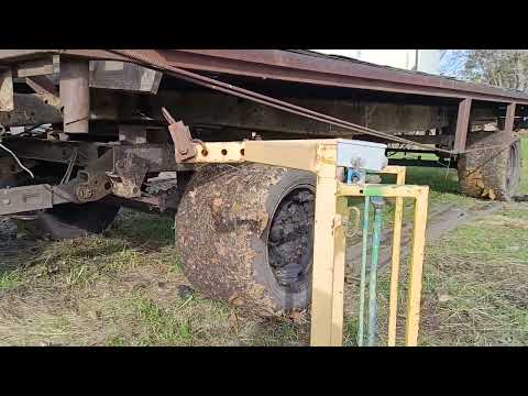 Видео: Відповідь, навіщо трактор. ( Бджоловіз/ бджоли)