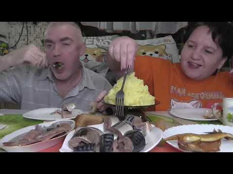 Видео: MUKBANG RUSSIA|ПЮРЕШКА|СКУМБРИЯ ДОМАШНЕГО ПОСОЛА|МОЛОКИ С ЛУКОМ В МАСЛЕ|ТЕША и МОЛОКО|ДОМАШНЯЯ ЕДА